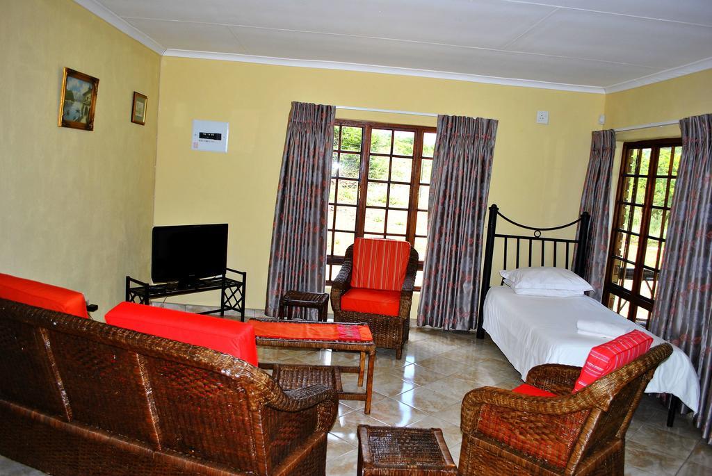 Mount Azimbo Lodge Луис Трикард Екстериор снимка