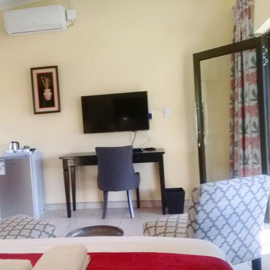 Mount Azimbo Lodge Луис Трикард Екстериор снимка