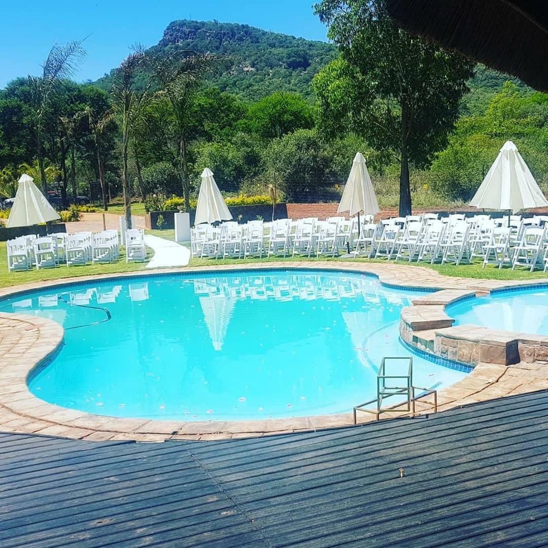 Mount Azimbo Lodge Луис Трикард Екстериор снимка